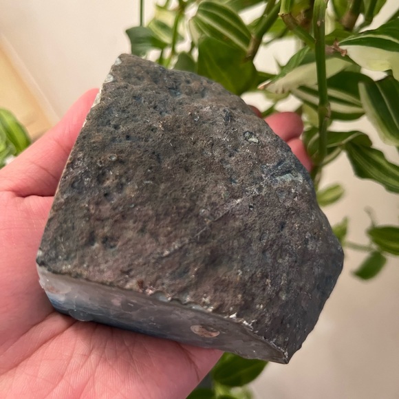 Blue Agate Crystal - Picture 5 of 12